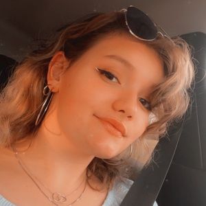 Meet your Posher, Bella